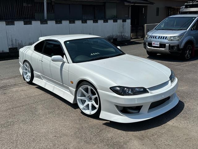 Nissan SILVIA 1999 — фото автомобиля