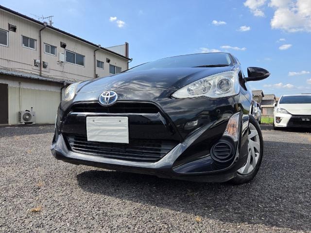 Toyota AQUA 2015 — фото автомобиля 1