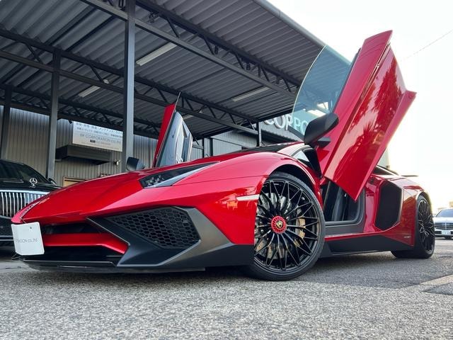 Lamborghini AVENTADOR 2016 — фото автомобиля