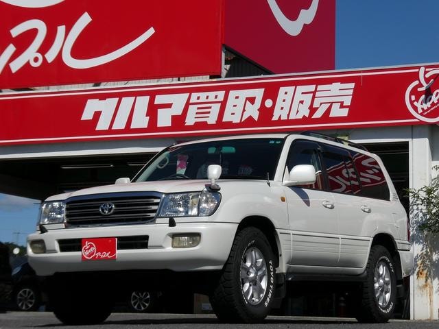 Toyota LAND CRUISER 100 2003 — фото автомобиля