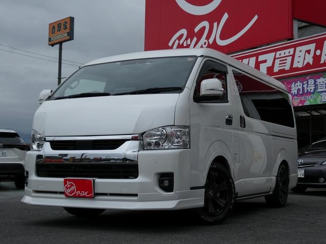 Toyota HIACE WAGON 2022 — фото автомобиля