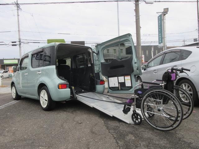Nissan CUBE 2016 — фото автомобиля