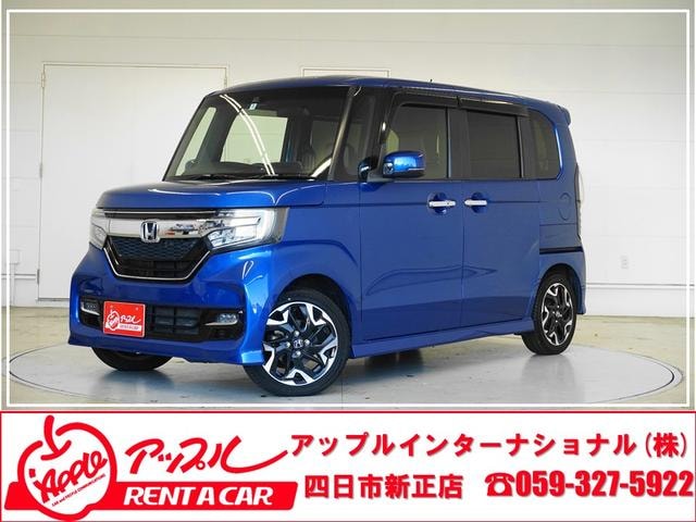 Honda N-BOX CUSTOM 2018 — фото автомобиля 1