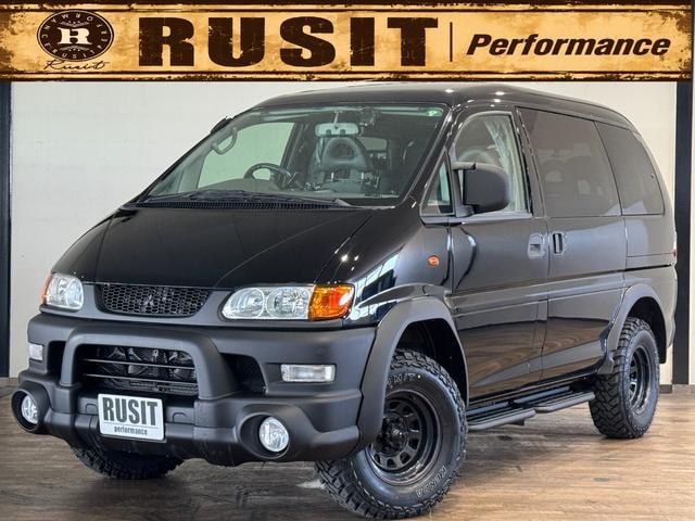 Mitsubishi DELICA SPACE GEAR 2005 — фото автомобиля