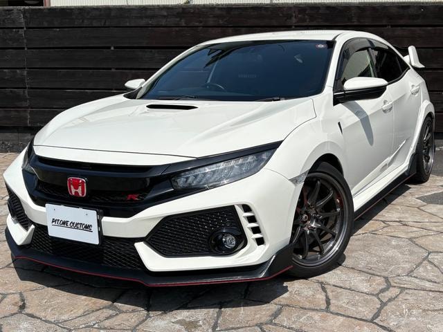 Honda CIVIC 2019 — фото автомобиля 1