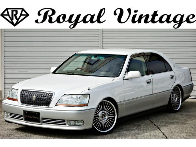 Toyota CROWN MAJESTA 2003 — фото автомобиля