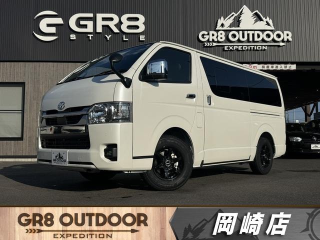 Toyota HIACE VAN 2026 — фото автомобиля 1