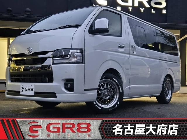 Toyota HIACE VAN 2026 — фото автомобиля 1