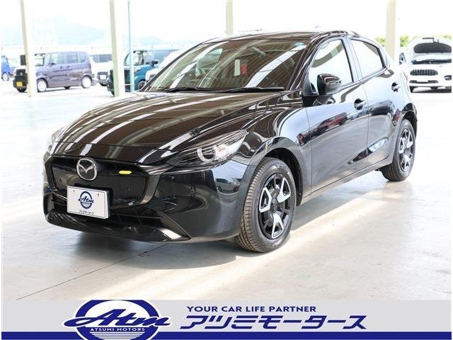 Mazda 2 2026 — фото автомобиля 1