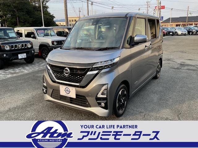 Nissan ROOX 2022 — фото автомобиля 1