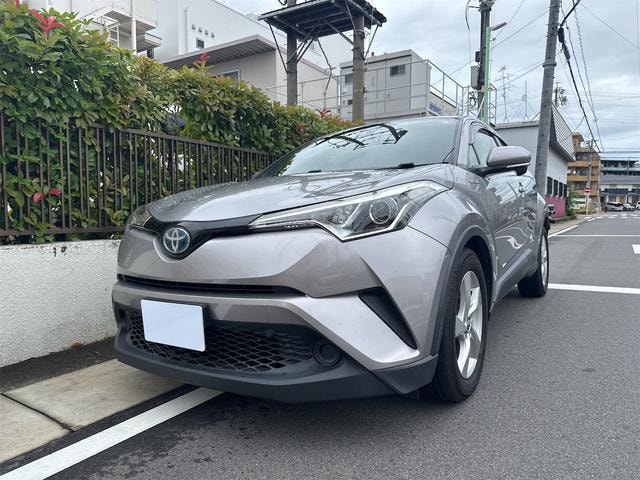 Toyota C-HR 2017 — фото автомобиля 1