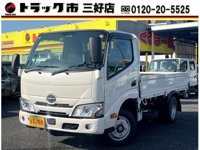 Hino DUTRO 2025 — фото автомобиля 1