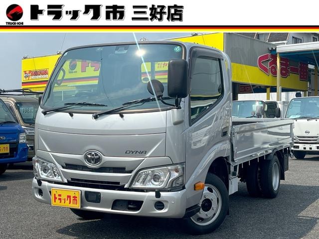 Toyota DYNA TRUCK 2022 — фото автомобиля