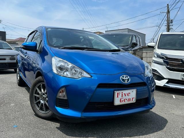 Toyota AQUA 2014 — фото автомобиля 1