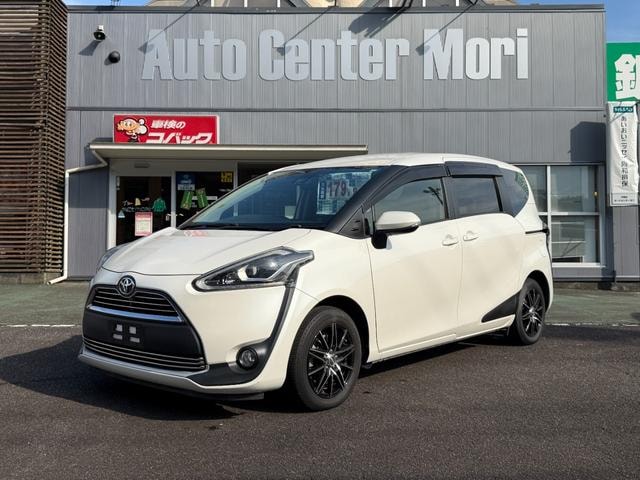 Toyota SIENTA 2018 — фото автомобиля 1