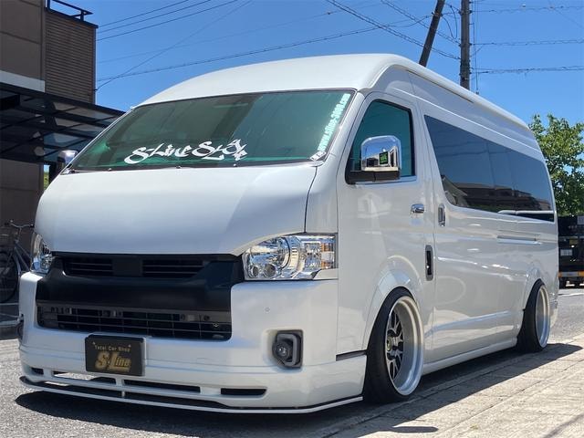 Toyota HIACE WAGON 2022 — фото автомобиля