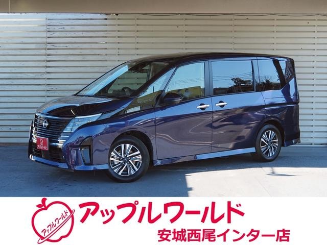 Nissan SERENA 2023 — фото автомобиля