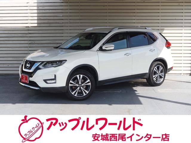 Nissan X-TRAIL 2018 — фото автомобиля