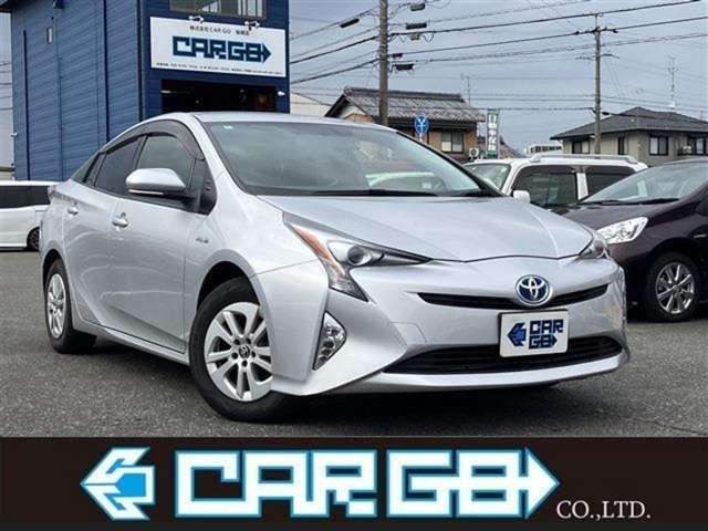 Toyota PRIUS 2016 — фото автомобиля 1