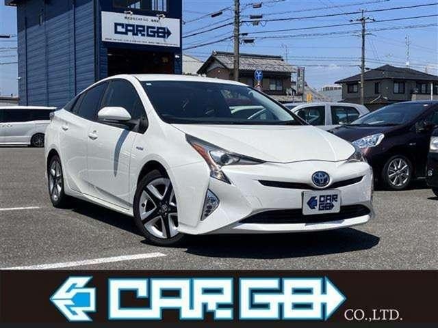 Toyota PRIUS 2016 — фото автомобиля 1