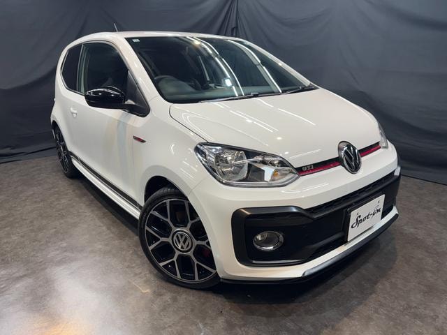 Volkswagen UP! 2018 — фото автомобиля 1
