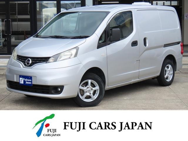 Nissan NV200 VANETTE VAN 2015 — фото автомобиля