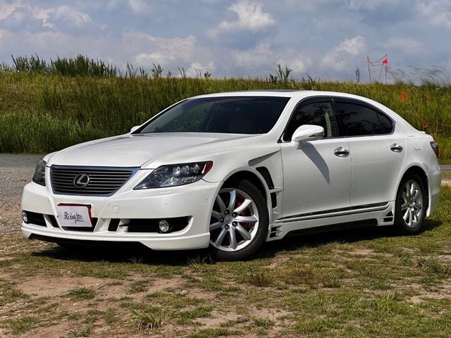 Lexus LS 2008 — фото автомобиля 1