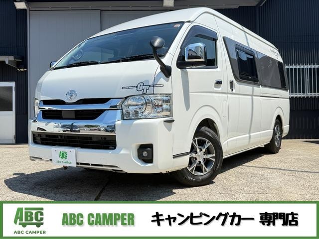 Toyota HIACE VAN 2022 — фото автомобиля