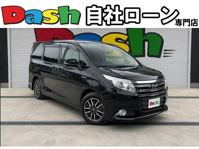 Toyota NOAH 2015 — фото автомобиля 1