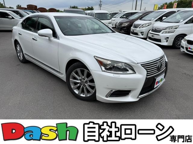 Lexus LS 2012 — фото автомобиля 1