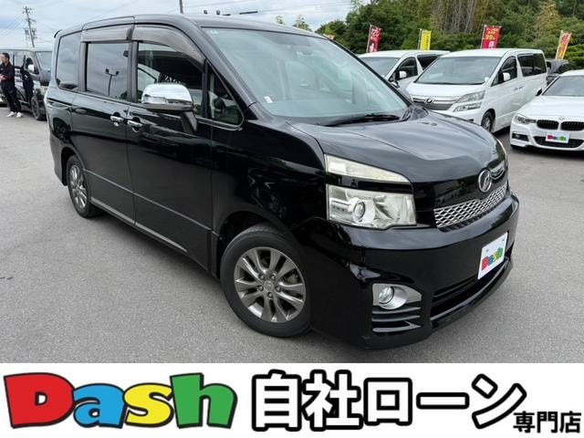 Toyota VOXY 2012 — фото автомобиля 1