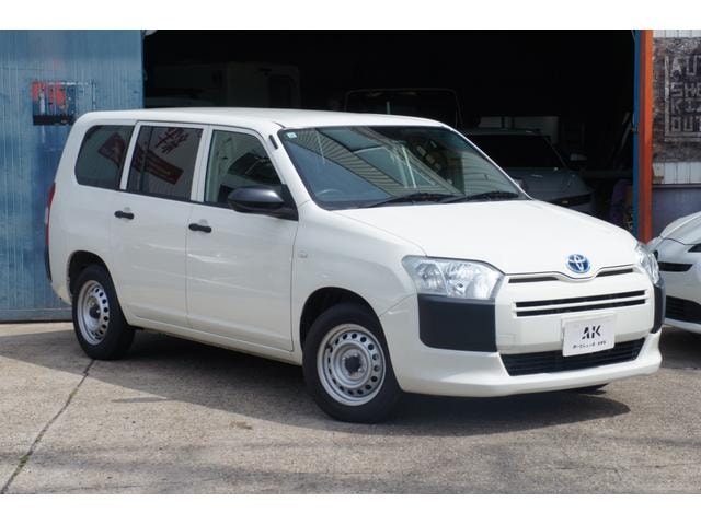 Toyota PROBOX 2022 — фото автомобиля 1
