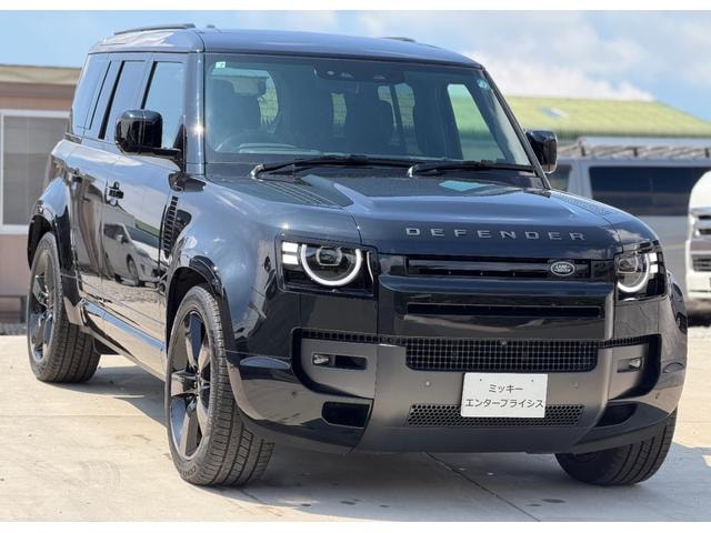 Land Rover DEFENDER 2026 — фото автомобиля