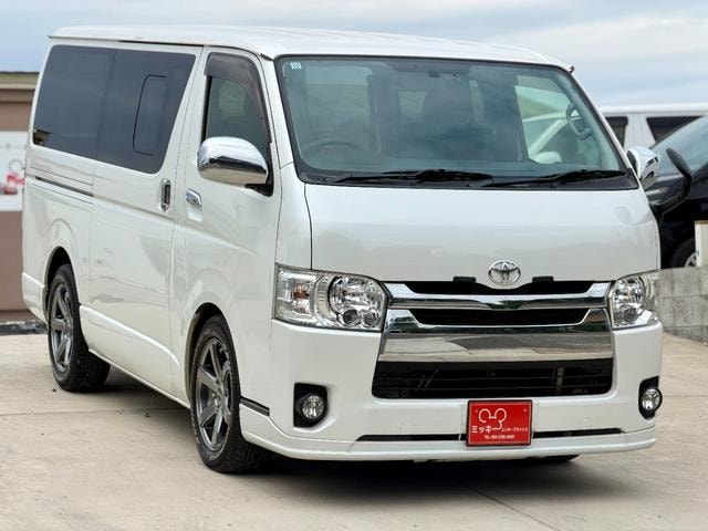 Toyota HIACE VAN 2015 — фото автомобиля 1