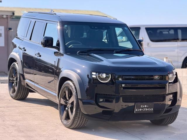 Land Rover DEFENDER 2026 — фото автомобиля 1