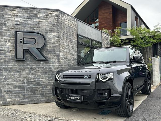 Land Rover DEFENDER 2022 — фото автомобиля