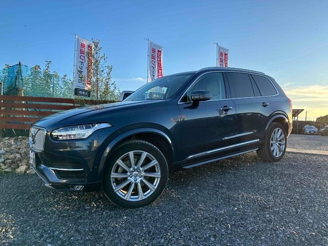 Volvo XC90 2017 — фото автомобиля 1
