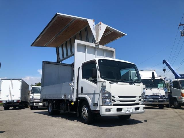 Isuzu ELF TRUCK 2018 — фото автомобиля