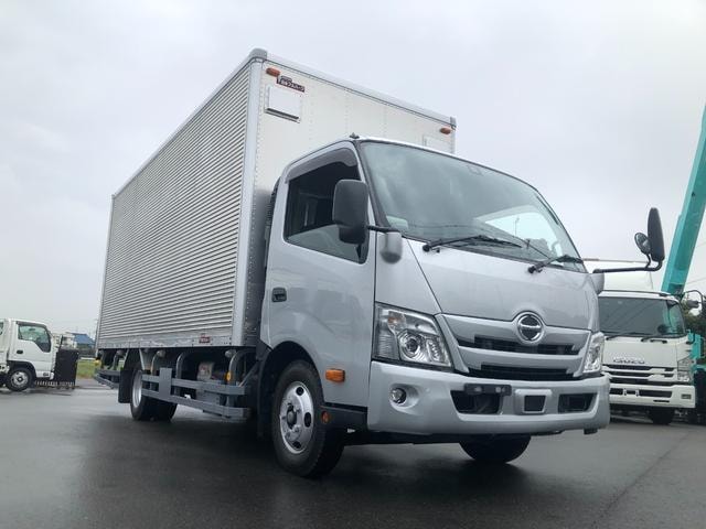 Hino DUTRO 2021 — фото автомобиля