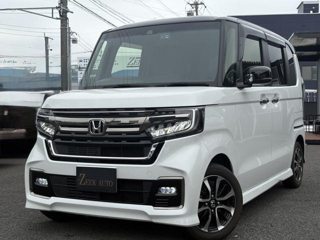 Honda N-BOX CUSTOM 2023 — фото автомобиля 1