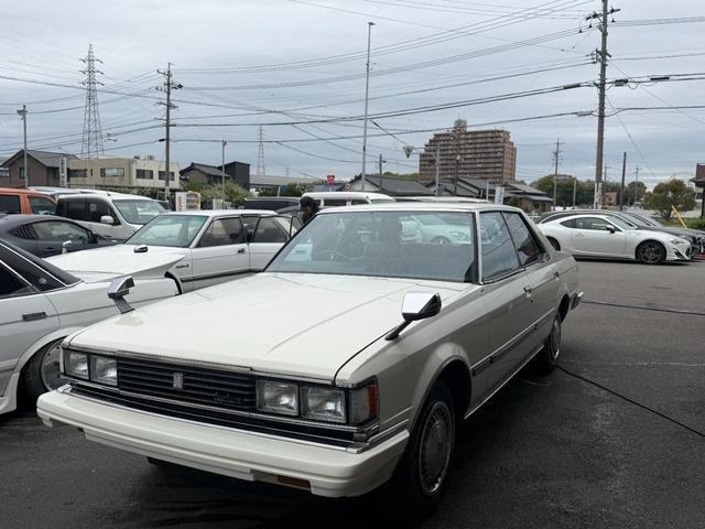 Toyota CRESTA 1984 — фото автомобиля 1