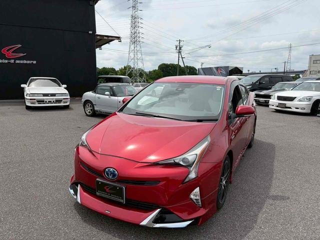 Toyota PRIUS 2016 — фото автомобиля 1