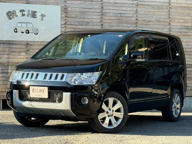 Mitsubishi DELICA D:5 2014 — фото автомобиля 1