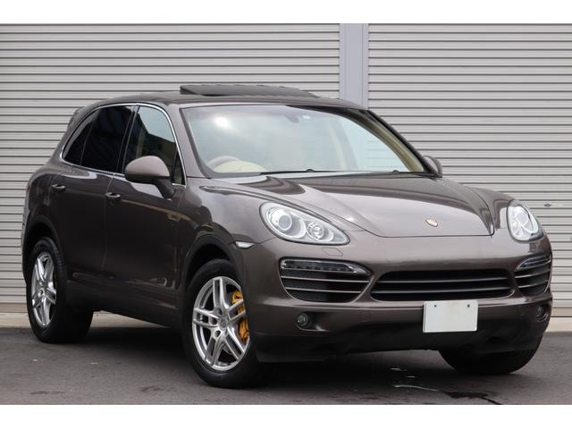 Porsche CAYENNE 2011 — фото автомобиля 1