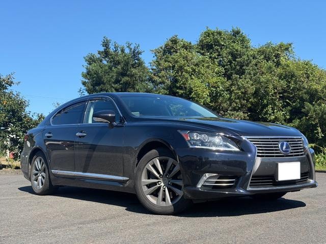 Lexus LS 2015 — фото автомобиля 1