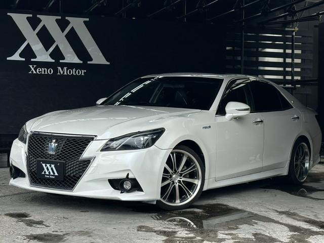 Toyota CROWN HYBRID 2013 — фото автомобиля