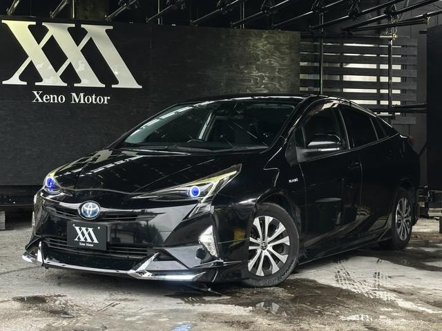 Toyota PRIUS 2016 — фото автомобиля 1