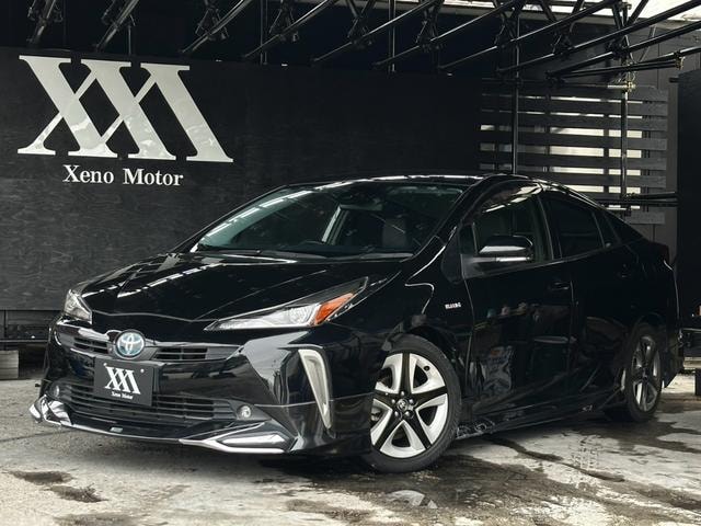 Toyota PRIUS 2019 — фото автомобиля 1