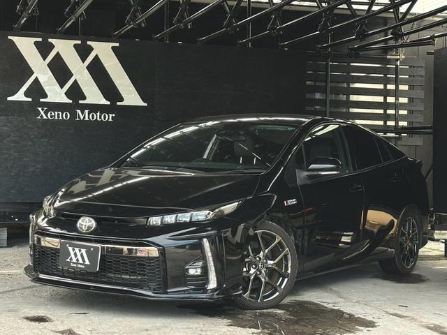 Toyota PRIUS PHV 2019 — фото автомобиля 1