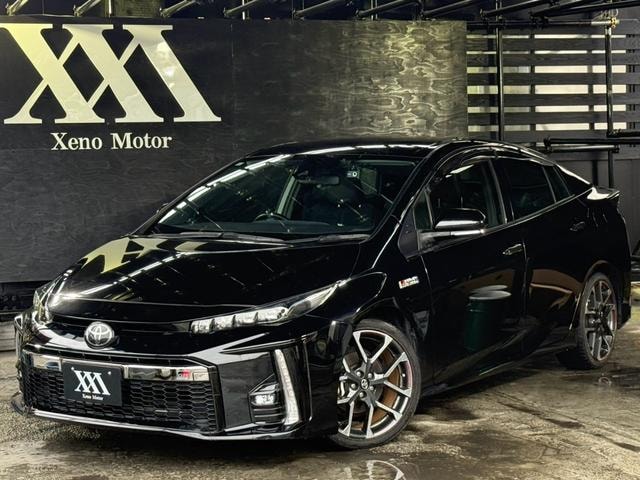 Toyota PRIUS PHV 2021 — фото автомобиля